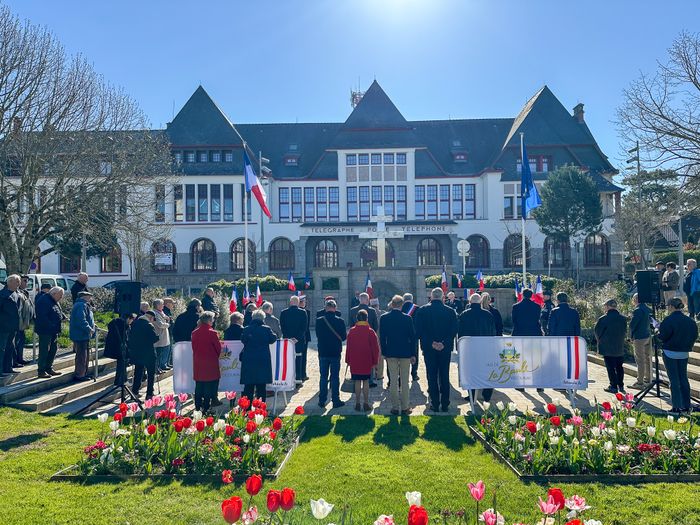 cérémonie d’hommage aux harkis et autres membres des formations supplétives